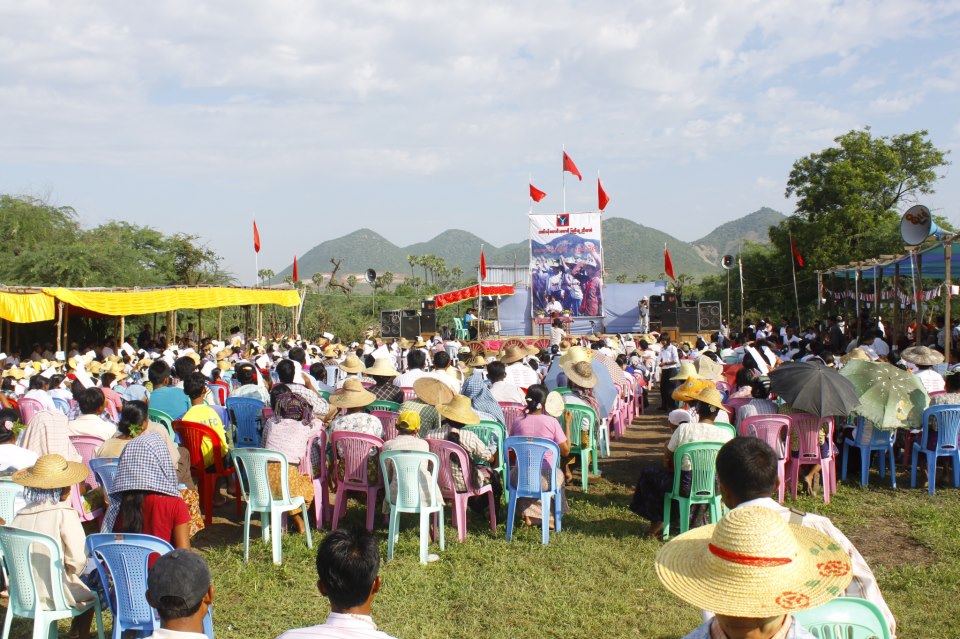 လက္ပန္းေတာင္းေတာင္ ျပည္သူ့ညီလာခံ က်င္းပ