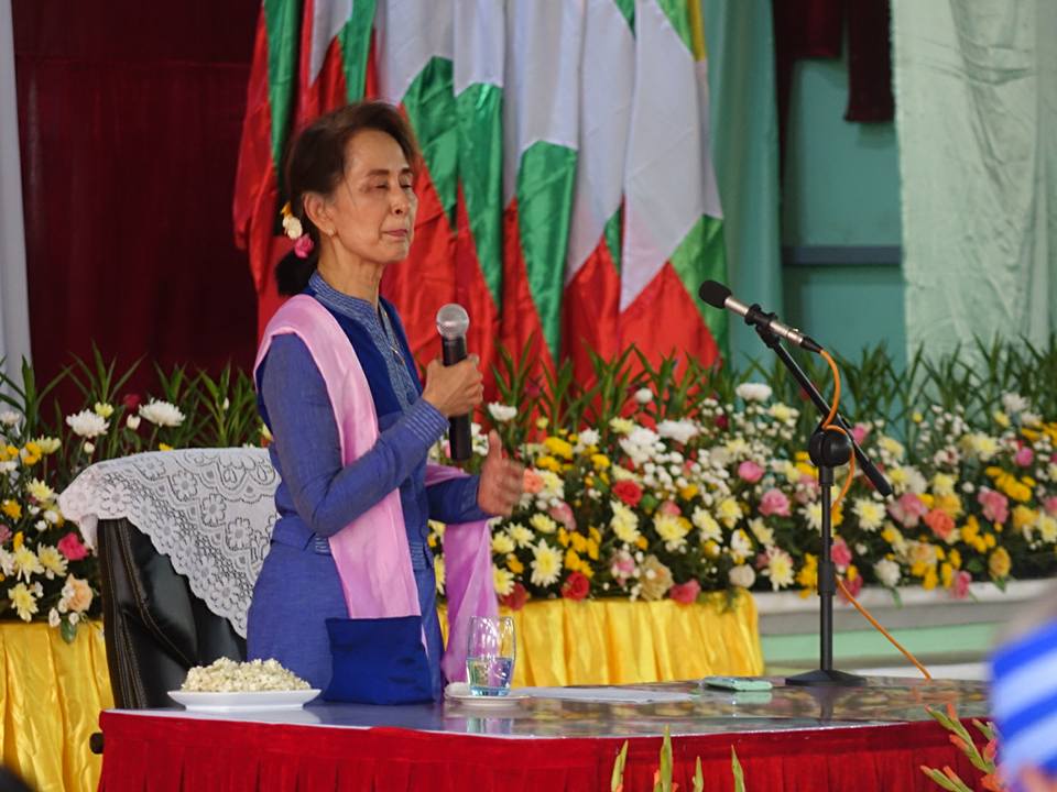 သိမ္းဆည္းခံ လယ္ယာေျမျပႆနာကို ဥပေဒေဘာင္အတြင္းက ေျဖရွင္းရန္ အတိုင္ပင္ခံပုဂၢိဳလ္ တိုက္တြန္း
