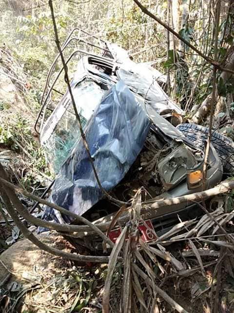 ဇလံုေတာင္တက္ ဘုရားဖူးကားတိမ္းေမွာက္ ၃ ဦးေသဆံုး၊ ၁၇ ဦးဒဏ္ရာရ