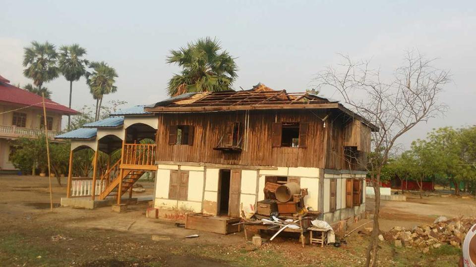 မိတီၳလာတြင္ မိုးသက္ေလျပင္းေၾကာင့္ ေနအိမ္အေဆာက္ဦမ်ား အမိုးလန္ပ်က္စီး