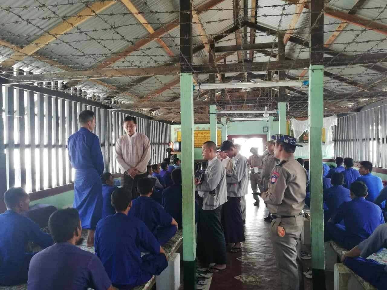 တန္းတူအခြင့္ေရးမရသျဖင့္ မုပၸလင္ကုန္ထုတ္စခန္းက အက်ဥ္းသားမ်ား အလုပ္မဆင္းဘဲေန