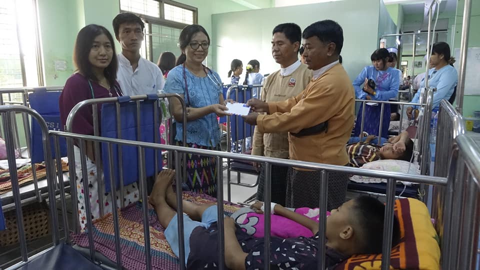 မုံရြာတြင္ ကေလးငယ္အခ်ဳိ႕ အစာအဆိပ္သင့္ရသည့္အေၾကာင္း စစ္ေဆးရန္ ဝန္ႀကီးေျပာ
