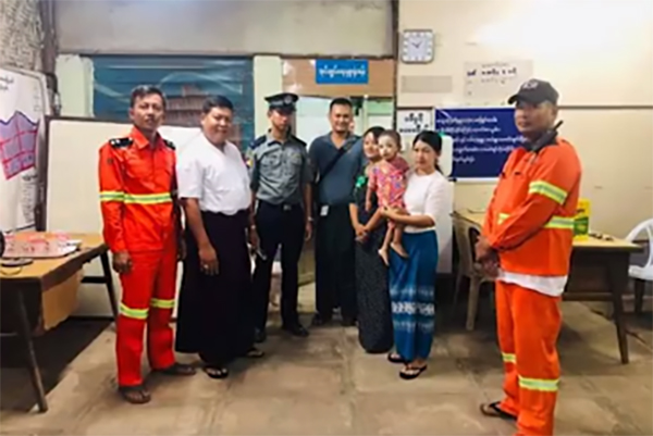 ေရႏွစ္ညႇဥ္းပန္းခံရသည့္ ကေလးငယ္ကို မိဘထံ ျပန္မအပ္ေသးဘဲ အစိုးရက ေစာင့္ေရွာက္ထား