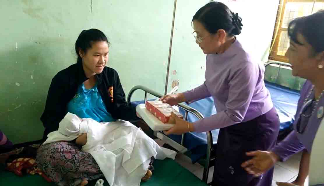 ရွမ္းျပည္နယ္ရွိ အမ်ဳိးသမီး ၁၀၀၀၀ ေက်ာ္ကို သားအိမ္ေခါင္းကင္ဆာ စစ္ေဆး ကုသေပး