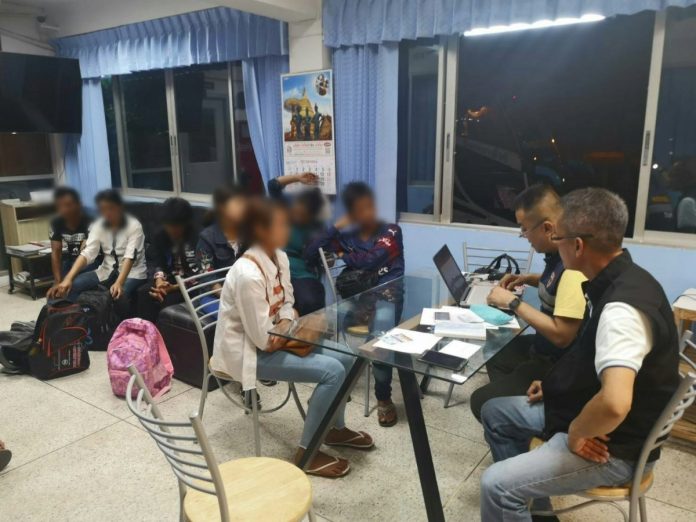 ပြဲစားက တရားမ၀င္ေခၚေဆာင္လာသည့္ ျမန္မာ ၃၄ ဦး ထိုင္းေျမာက္ပိုင္းတြင္ ဖမ္းဆီးခံရ
