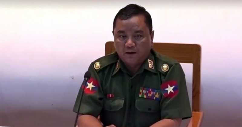 လကၠာရြာမွ ဖမ္းဆီးထားသူ ၂၇ ဦးကုိ ရဲတပ္ဖြဲ႔ထံအပ္ႏွံ၊ ေအေအတပ္ဖြဲ႔၀င္ ၁၈ ဦး ပါ၀င္