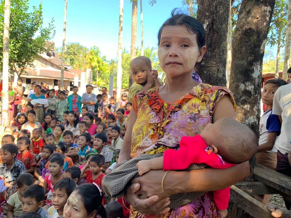 ရခိုင္စစ္ေရွာင္မ်ားအား NGO ႏွင့္ INGO မ်ား ကူညီခြင့္ေပးရန္ တုိက္တြန္း