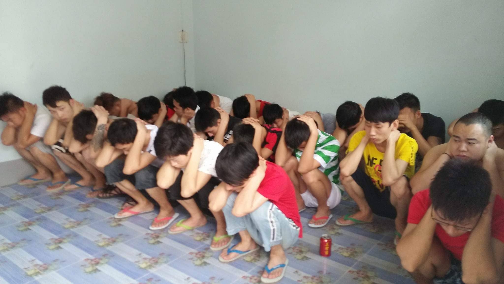 တာခ်ီလိတ္တြင္ တ႐ုတ္ႏိုင္ငံသား ၁၈၀ ေက်ာ္ကို လက္နက္ခဲယမ္းမ်ားႏွင့္အတူဖမ္းမိ