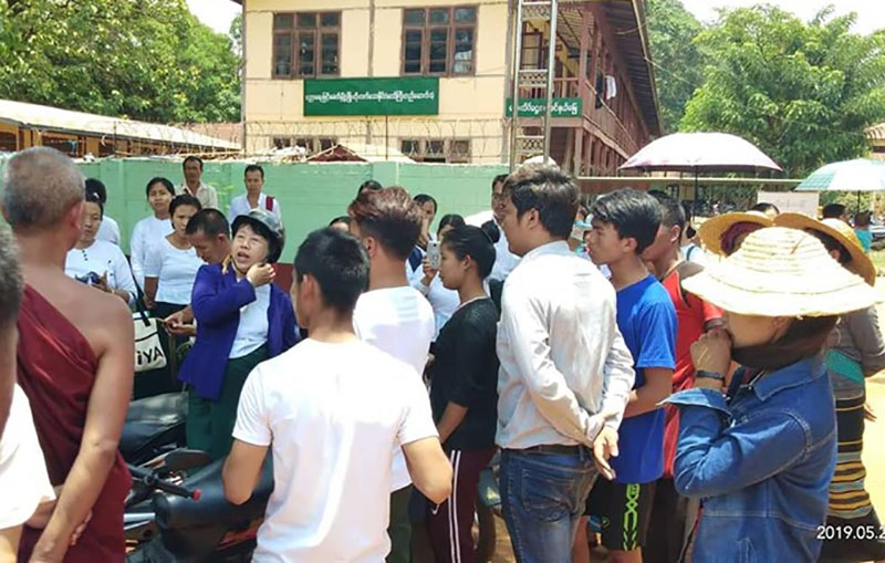 ဆီဆိုင္ၿမဳိ႕နယ္ရွိ က​ေလးငယ္မ်ားကို ပရဟိတအဖြဲ႔က ေခၚ​ေဆာင္​မႈ အာဏာပိုင္​မ်ား စစ္​​ေဆး