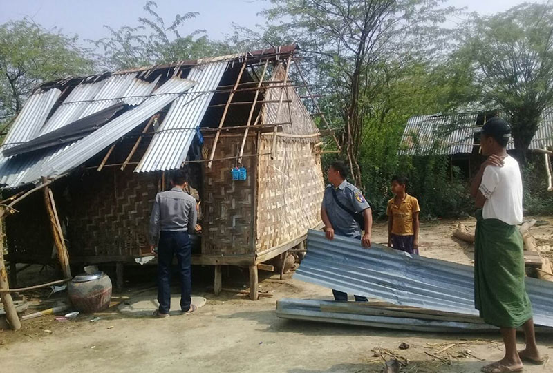 ဝမ္းတြင္းၿမဳိ႕နယ္၌ ေလျပင္းတိုက္ခတ္၍ ေနအိမ္ႏွင့္ ဂုိေဒါင္မ်ား အမိုးလန္ပ်က္စီး