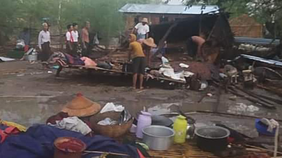 သာစည္ႏွင့္မလႈိင္တြင္ ေလျပင္းေၾကာင့္ ေနအိမ္ ၃၀၀ ခန္႔ ပ်က္စီး၊ ဆိတ္ ၆ ေကာင္ မုိးႀကိဳးပစ္ခံရ
