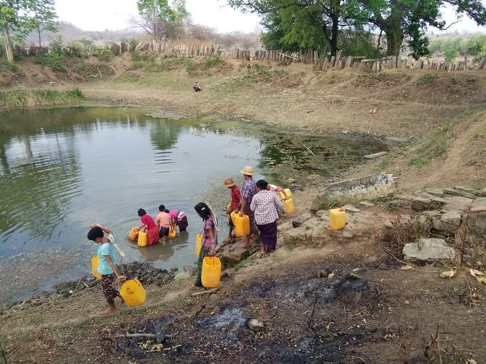 ပုလဲၿမိဳ႕နယ္ ေက်းရြာမ်ားတြင္ ေရအလႉရွင္ အေရးေပၚလိုအပ္ေန