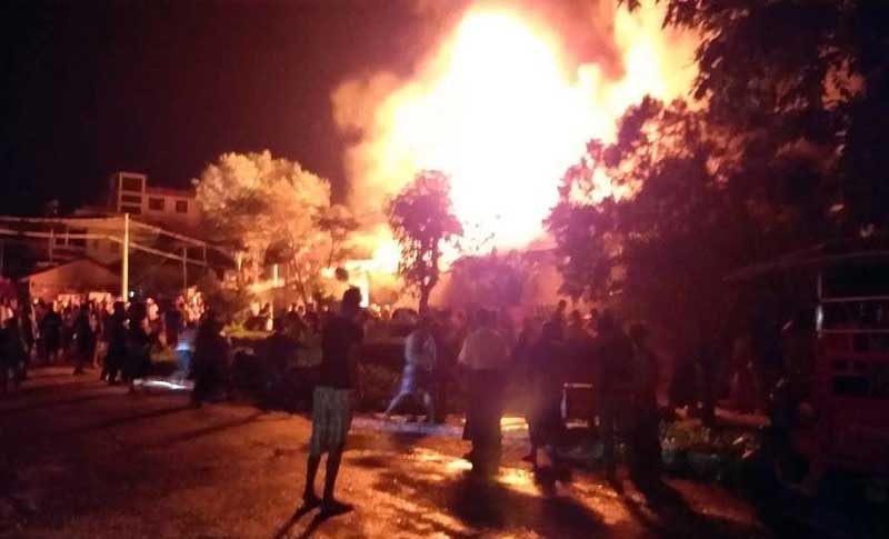 ကေလာၿမိဳ႕တြင္ ေနအိမ္မီးေလာင္၊ အမ်ဳိးသမီး ၂ ဦးေသဆံုး