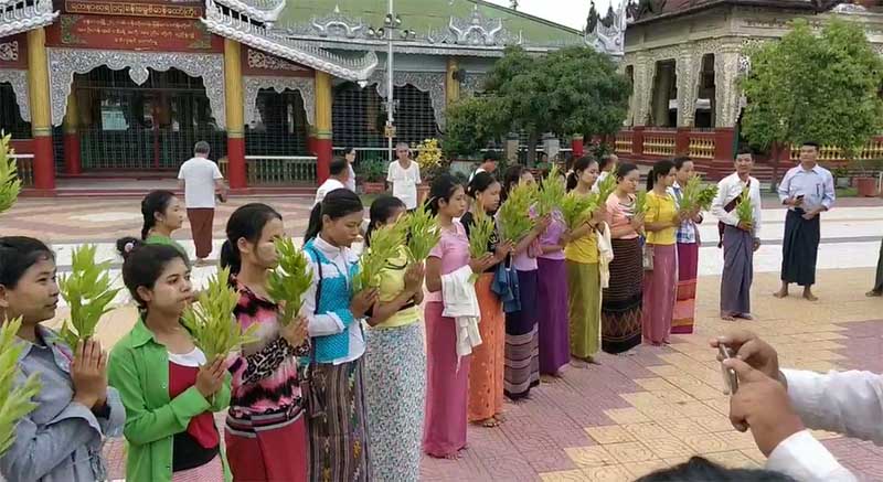 ဖမ္း၀ရမ္းထုတ္ခံထားရသည့္ ဦး၀ီရသူ ေဘးအႏၱရာယ္ ကင္းေ၀းေစရန္ ဆုေတာင္း