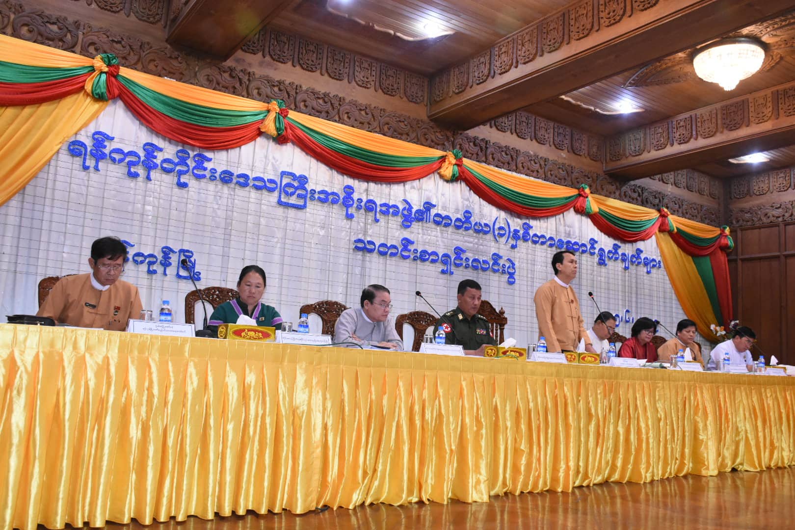 ဦး၀ီရသူလြတ္ေျမာက္ေနျခင္း အစုိးရႏွင့္ မသက္ဆုိင္ဟု ၀န္ႀကီးခ်ဳပ္ ဦးၿဖိဳးမင္းသိန္းေျပာ