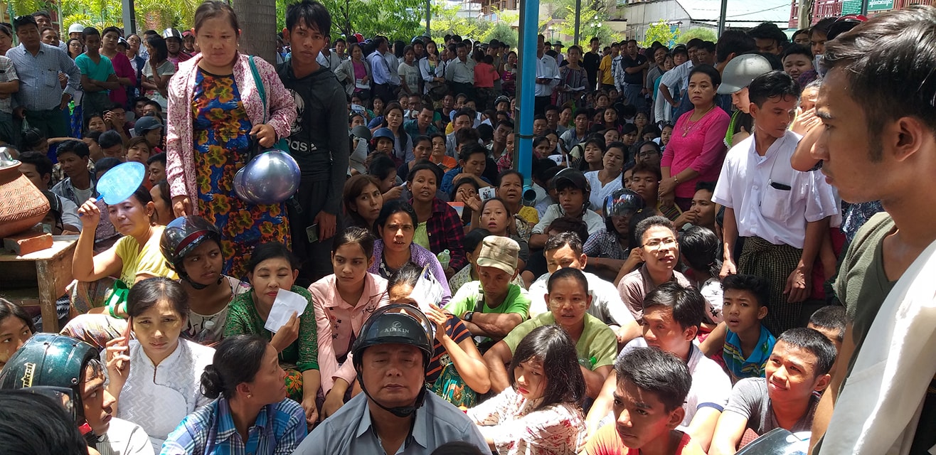 ရန္ကုန္၊ မႏၱေလးႏွင့္ ေနျပည္ေတာ္တြင္ ၁၀ တန္းအမွတ္စာရင္းထုတ္သူမ်ား ႀကိတ္ႀကိတ္တိုးေန (ဓာတ္ပံု)  