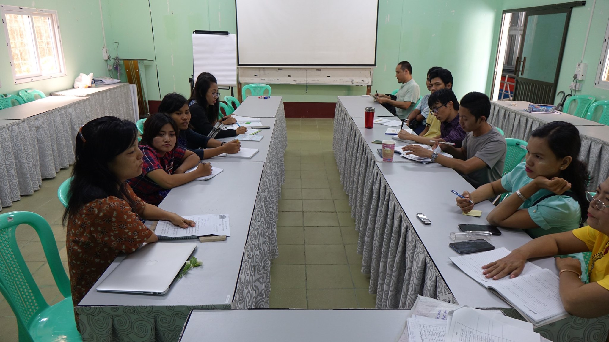 ကိုယ္အဂၤါမသန္စြမ္းသူမ်ား လုပ္ငန္းခြင္၀င္ႏိုင္ရန္ အသိအမွတ္ျပဳ မွတ္ပံုတင္ထုတ္ေပးေစလို