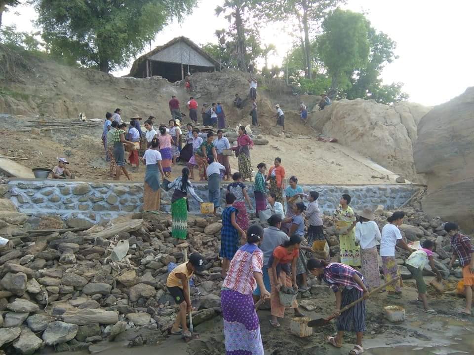 ကင္းေက်းရြာက ကိုယ္ထူကိုယ္ထ ခ်င္းတြင္းျမစ္ ေျမထိန္းနံရံ ၿပီးစီးရန္ ေငြေၾကးလိုအပ္ေန
