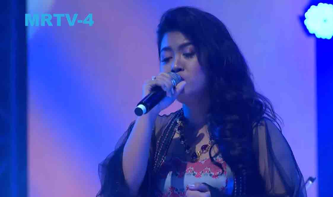 တေက်ာ့ႏွစ္ေက်ာ့ေတးကိုသီ သီခ်င္းျဖင့္ The Voice Myanmar ဖိုင္နယ္မွာ အေကာင္းဆံုးယွဥ္ ၿပိဳင္ခဲ့သည့္ ေဟဇယ္လ္(႐ုပ္သံ)