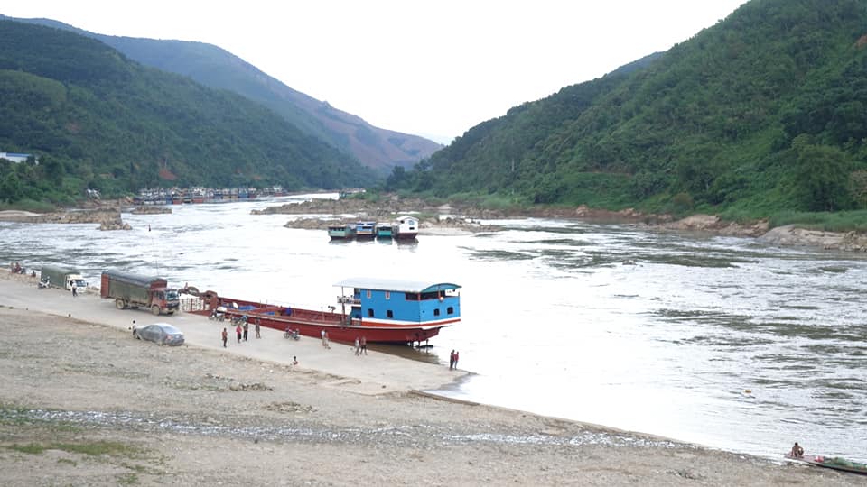 မိုင္းလား ဆြတ္ေလဆိပ္ကမ္းမွ တရက္လွ်င္ တ႐ုတ္ယြမ္ေငြ ၄၀၀၀၀ ခန္႔ ရရွိေန