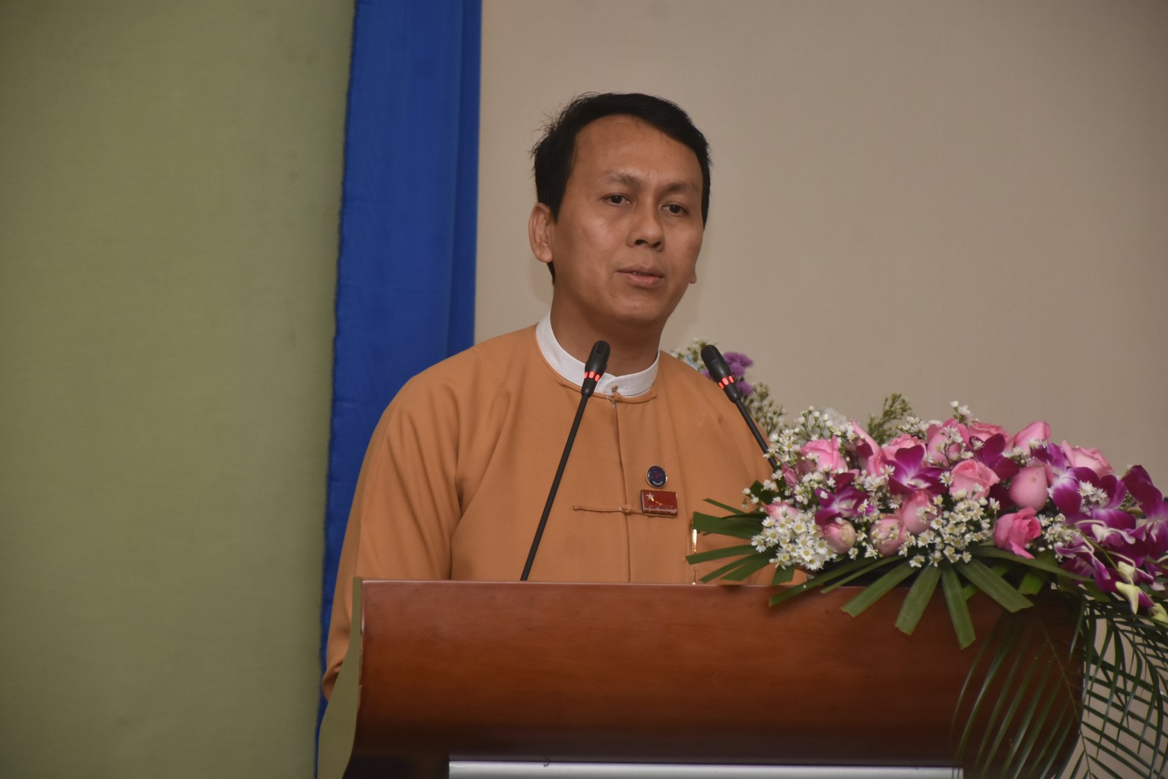မီတာခံ တုိးေကာက္မႈေၾကာင့္ ကုန္ေစ်းႏႈန္း ျမင့္လာမည္မဟုတ္ဟု ဦးၿဖိဳးမင္းသိန္းေျပာ