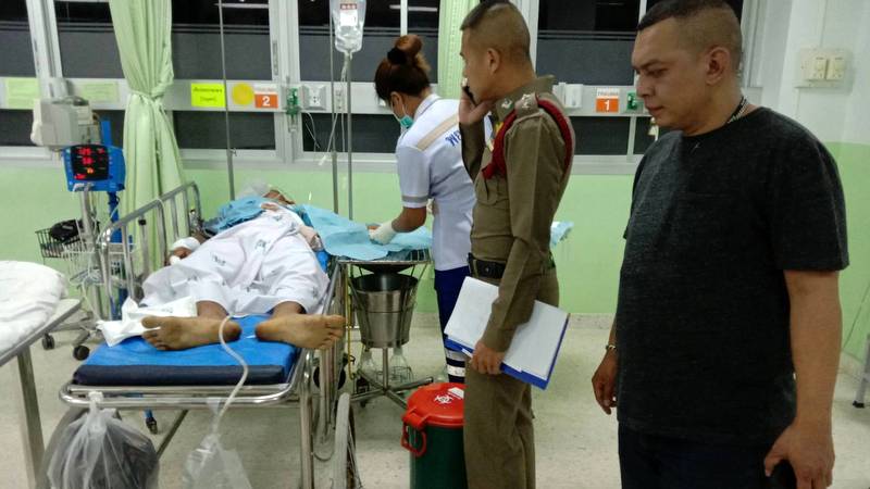 ဖူးကတ္တြင္ ျမန္မာအခ်င္းခ်င္း ဓားထိုးမႈျဖစ္၊ ၂ ဦးသတိလစ္ေမ့ေမ်ာၿပီး စိုးရိမ္ရ