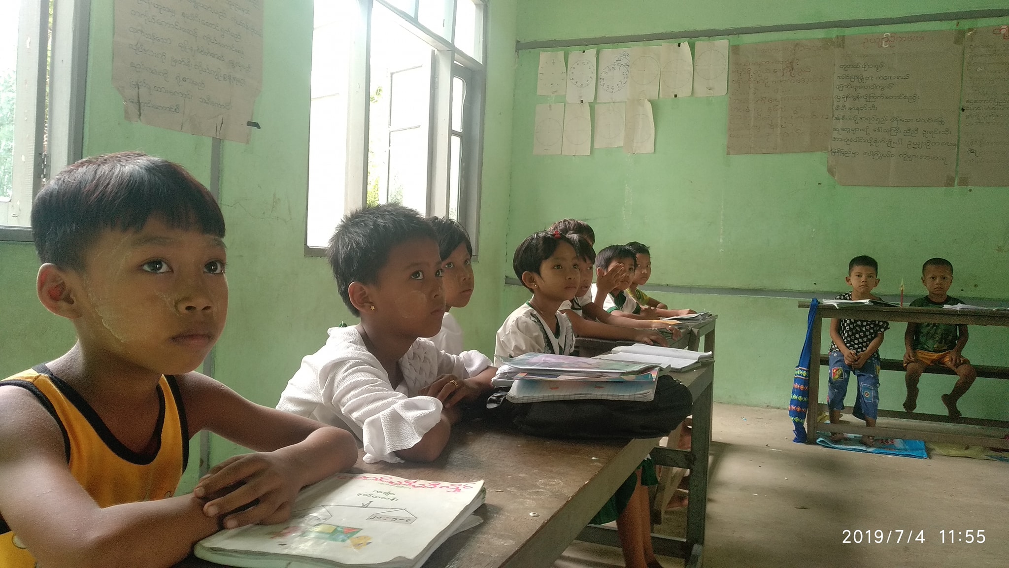 ၀က္လက္ၿမဳိ႕နယ္တြင္  ဆရာ၊ဆရာမ မလံုေလာက္သျဖင့္ ေက်ာင္းသားမ်ား အခက္​ႀကံဳေန
