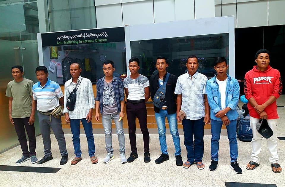 ကေမာၻဒီးယား၌ အလုပ္လုပ္ရန္ ျမန္မာလူငယ္မ်ားကို တရားမဝင္ေခၚသြားသည့္ တ႐ုတ္ႏိုင္ငံသား ဖမ္းဆီးခံရ