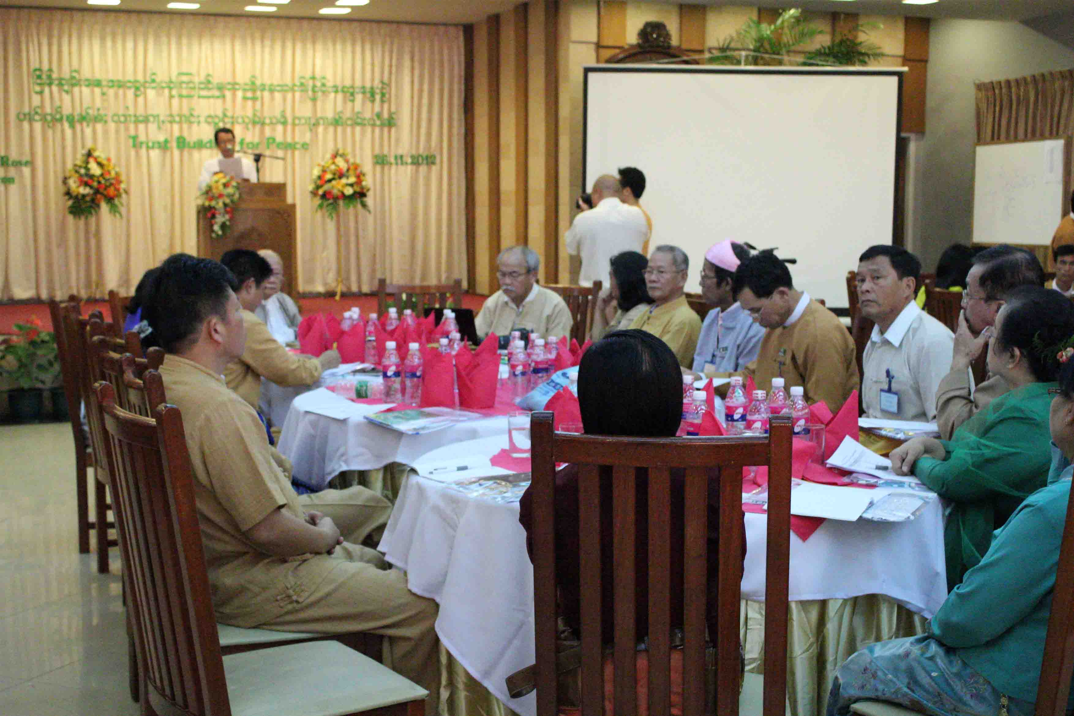 ႐ွမ္းနိုင္ငံေရးပါတီမ်ား၊ လက္နက္ကိုင္တပ္မ်ား အခ်င္းခ်င္း ပူးေပါင္းရန္ လိုလား