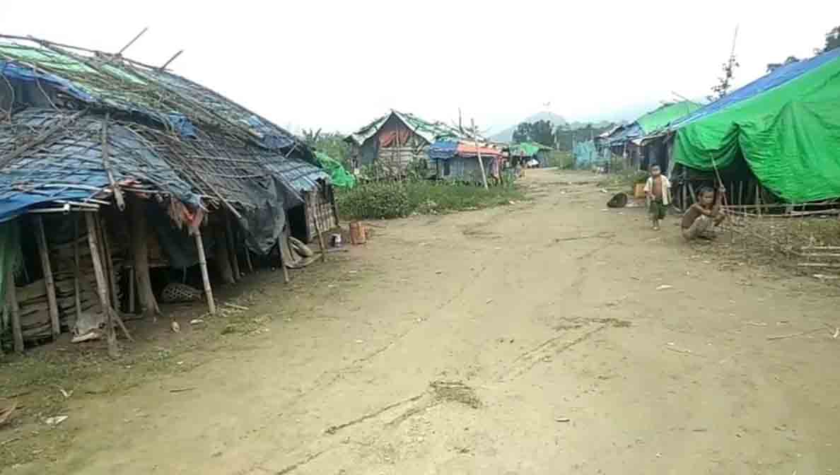 သီိဟိုလ္ေအးေက်း႐ြာတြင္ ဆက္လက္ေနထိုင္ခြင့္ေပးရန္ ၿမိဳတိုင္းရင္းသားမ်ားေတာင္းဆို