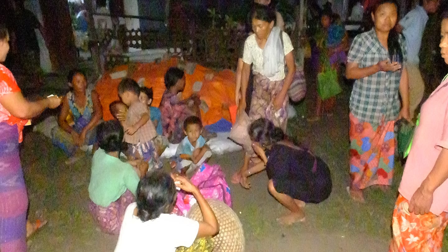 အမ္းၿမိဳ႕နယ္အတြင္း တိုက္ပြဲေၾကာင့္ စစ္ေျပးဒုကၡသည္တခ်ိဳ႕ ေက်ာက္ျဖဴၿမိဳ႕သို႔ လာေရာက္ခိုလႈံေန