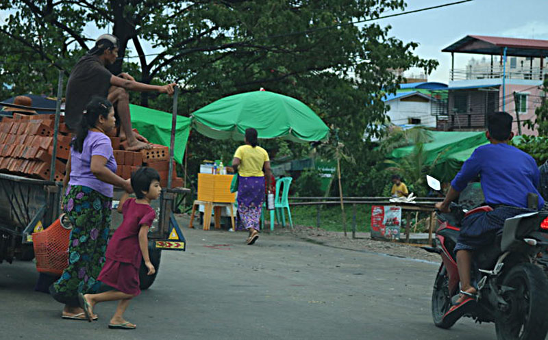 လွ်ပ္စစ္မီတာခတက္ျခင္းဟာ အိမ္ရွင္မေတြကို ပိုမိုုအက်ပ္႐ိုက္ေစမွာလား