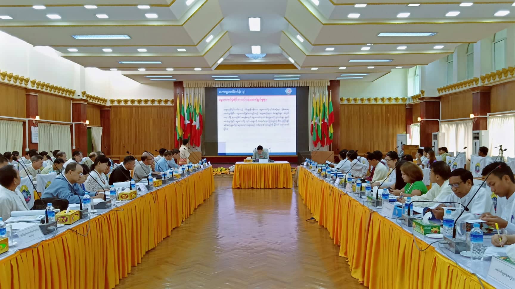 ၂၀၂၀ ေရြးေကာက္ပြဲ ရခိုင္တြင္က်င္းပမည့္ကိစၥ ေကာ္မရွင္ အဆုံးျဖတ္မေပးႏုိင္ေသး