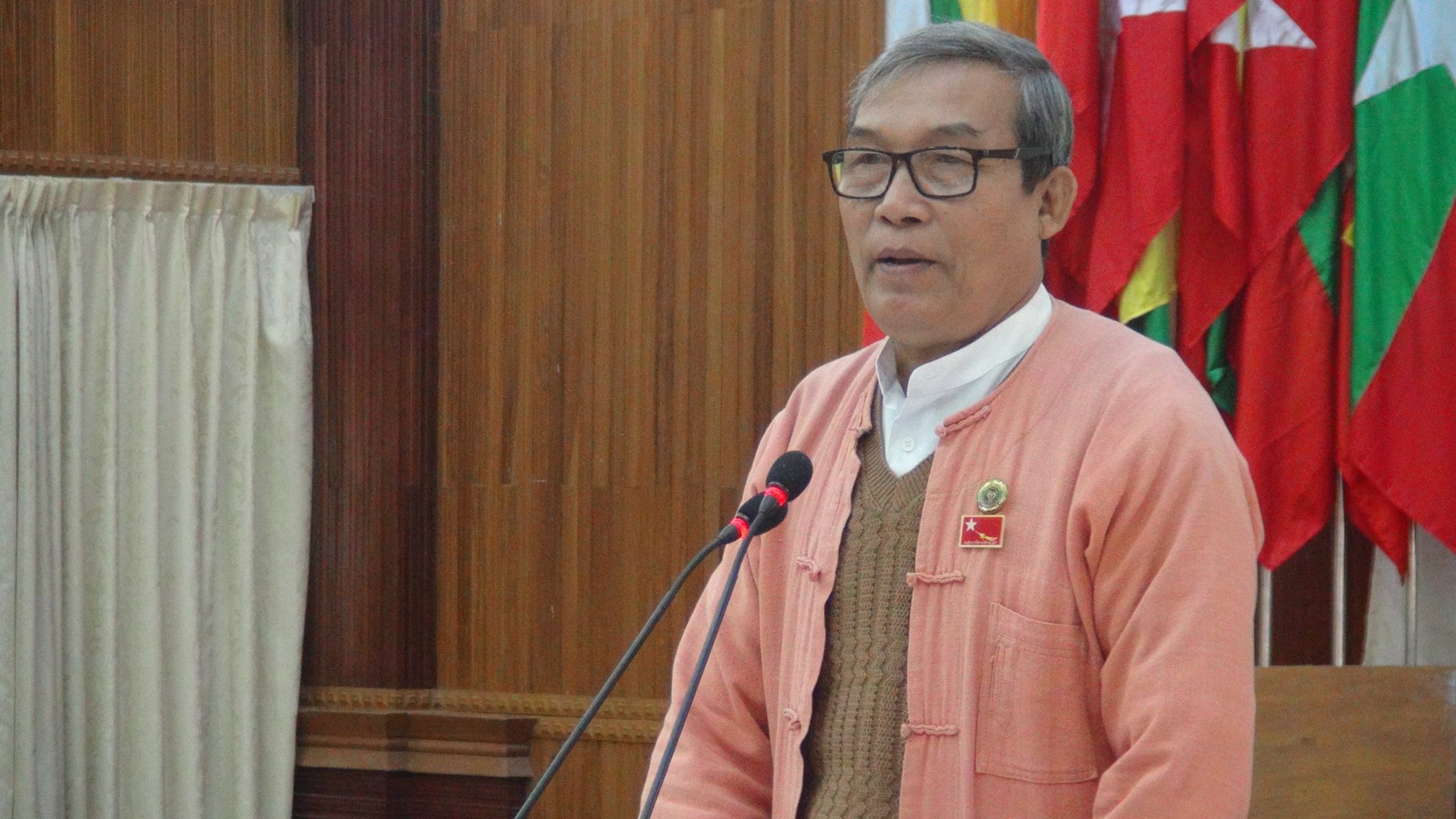 ရခိုင်ပြည်နယ်ကဏ္ဍအသီးသီးတွင် ပြဿနာပေါင်းများစွာရှိ၊ သတိထားလုပ်နေရဟု ဝန်ကြီးချုပ်ပြော