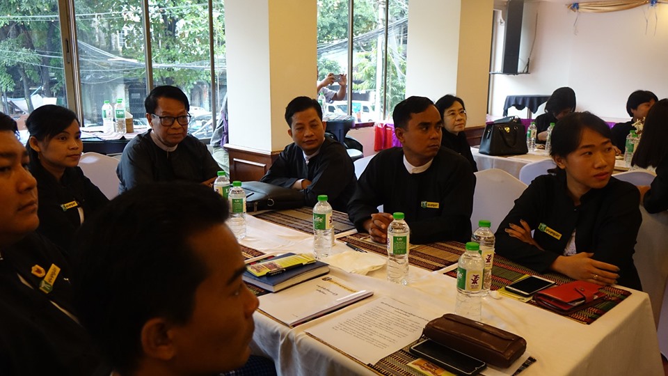 မြန်မာနိုင်ငံ ရှေ့နေများကွန်ရက် နှစ်ပတ်လည် စုံညီအခမ်းအနား ကျင်းပ (ဓာတ်ပုံ)
