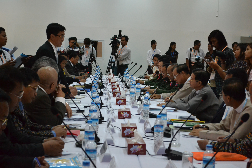 ခ်င္းအမ်ိုးသား တပ္ဦးနွင့္ အစိုးရ အခ်က္ ၂၇ ခ်က္ သေဘာတူ