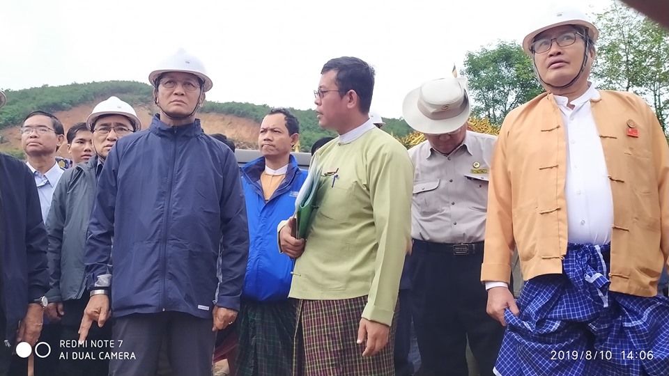ရေကြီးမြေပြိုခဲ့သည့် မွန်ပြည်နယ်ကို ဒုသမ္မတ သွားရောက်