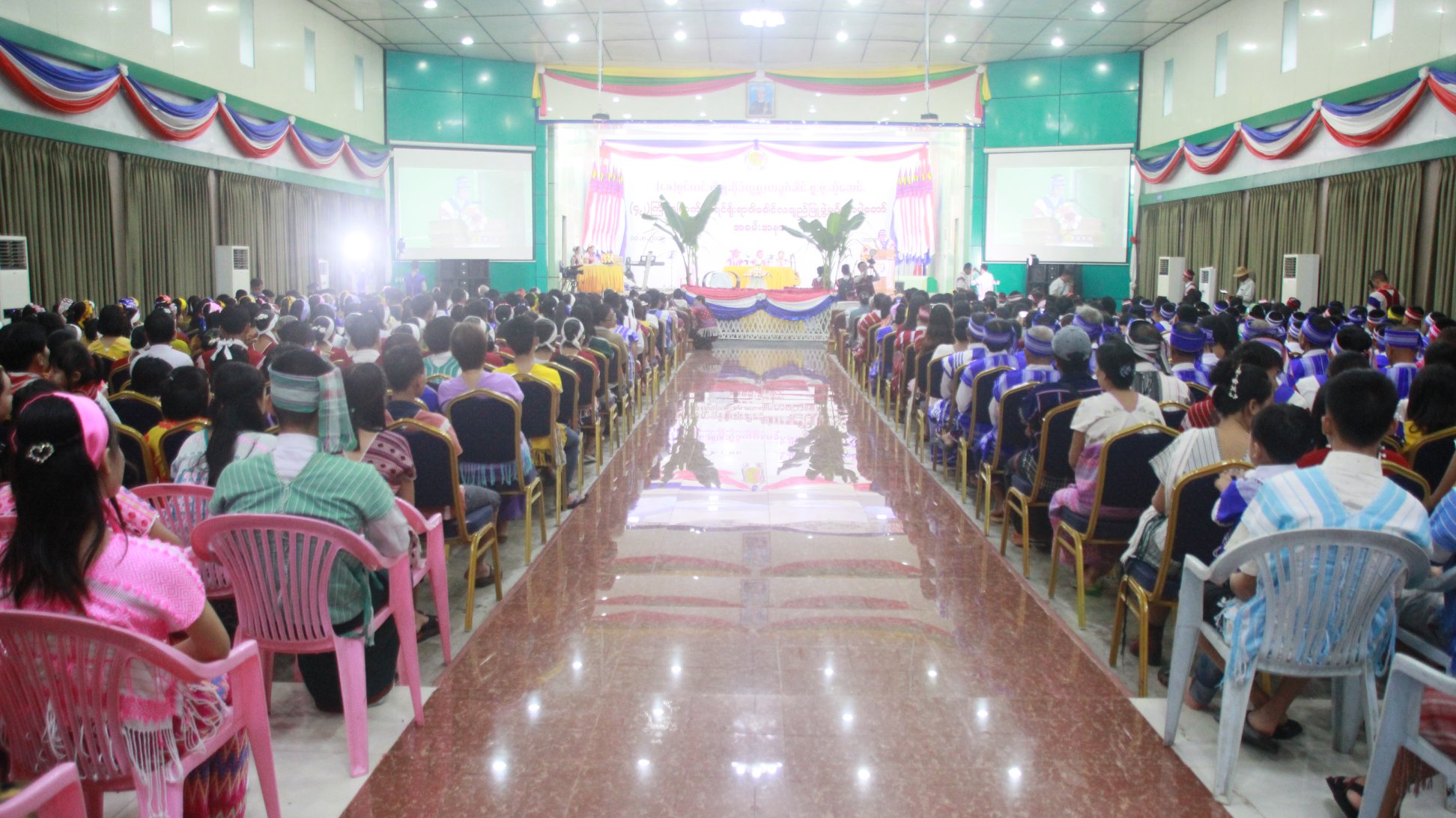 ကရင်ရိုးရာ ချည်ဖြူဖွဲ့မင်္ဂလာ ဘားအံတွင် ကျင်းပ