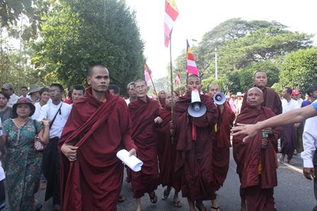 ရန္ကုန္သံဃာေတာ္မ်ား ဆနၵထုတ္ေဖာ္ၾကြခ်ီပြဲ ေမးျမန္းခ်က္