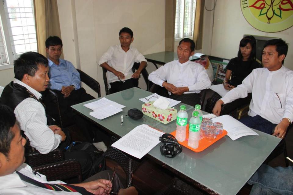 ခ်င္းလက္နက္ကိုင္အဖြဲ့နဲ့ ပါတီေတြ ေတြ့ဆုံ