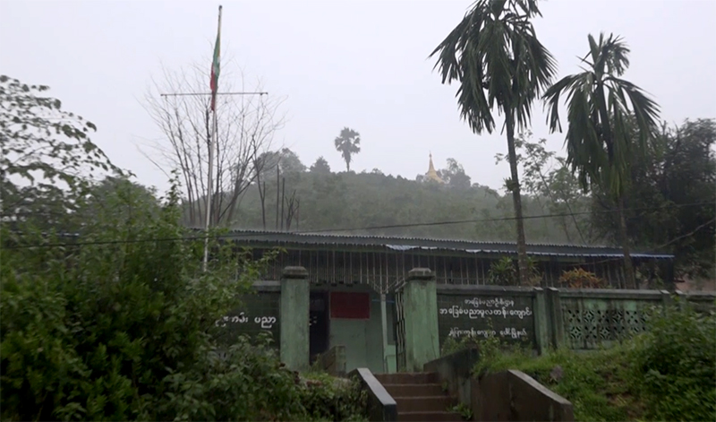 မလတ်တောင်ကြောနှင့် ဆက်စပ်နေသည့် မူလတန်းကျောင်း အမြန်ရွှေ့ပေးရန် တောင်းဆို