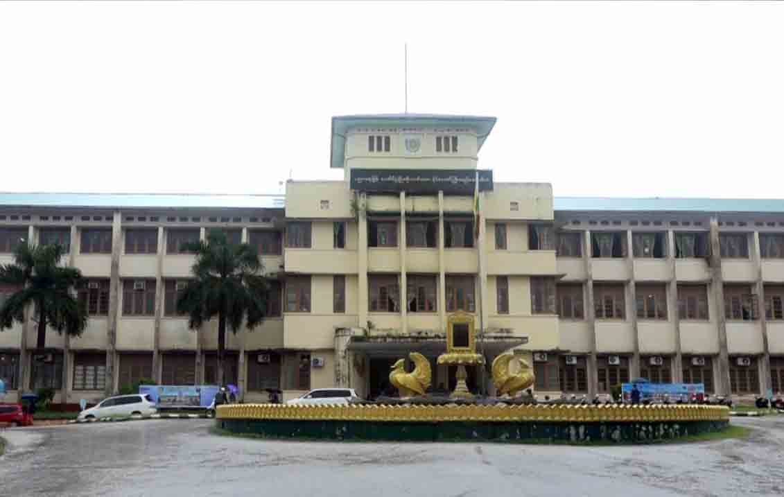 ရေကြီးမှုကြောင့် အဖြေလွှာတင်ရက်ထပ်တိုးပေးရန် အဝေးသင်ကျောင်းသားများ တောင်းဆို