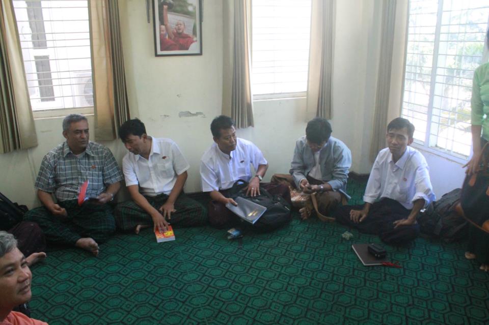 ျပည္တြင္းျပည္ပ ဒီမိုကေရစီအင္အားစုေတြ- ၂၀၁၃ နွစ္ဆန္းပိုင္းမွာ ေတြ့ဆံုမည္