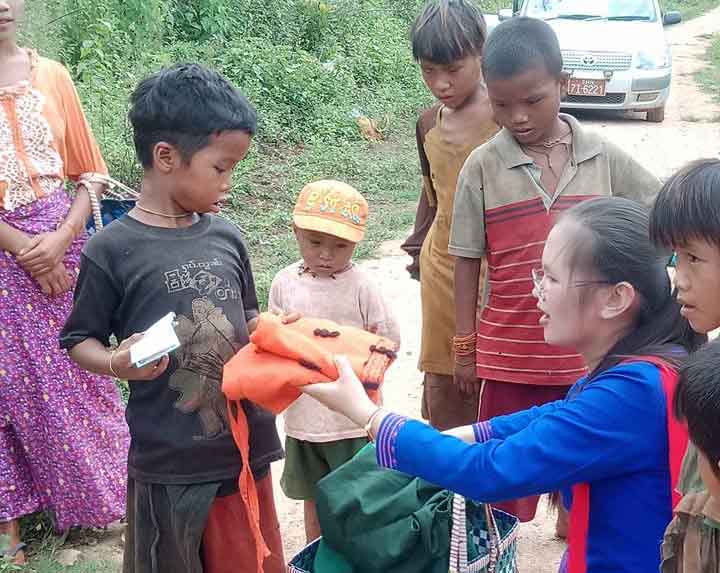 မိုင်းရှူးမြို့နယ်က မွေးရာပါ ခြေ၊ လက်မူမမှန်သည့် ကလေးငယ် ၄ ဦး အကူအညီလိုအပ်နေ