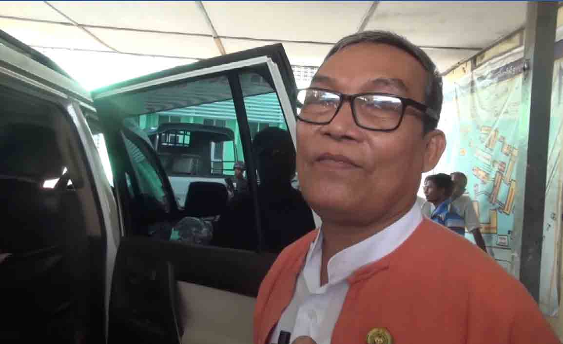 လက်နက်ကျည်ထိမှန် ဒဏ်ရာရသွားသည့် ရခိုင်ပြည်နယ်သံဃနာယက ဆရာတော်ကို ဝန်ကြီးချုပ်တွေ့ဆုံ