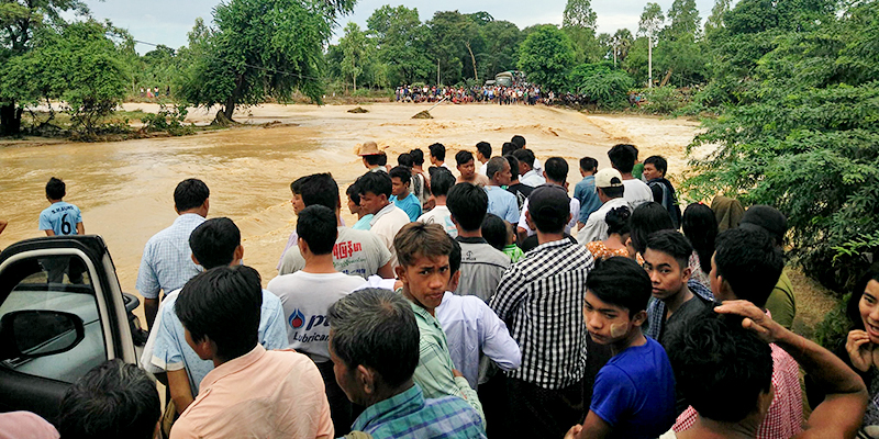 မြိုင်မြို့နယ်၌ မိုးသည်းထန် ချောင်းရေကြီးပြီး လမ်းပန်းဆက်သွယ်ရေး အခက်တွေ့နေ