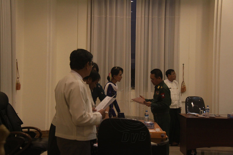 လက္ပန္းေတာင္းေတာင္ စံုစမ္းစစ္ေဆးေရးေကာ္မ႐ွင္နွင့္ ဦးပိုင္ ေတြ့ဆုံ