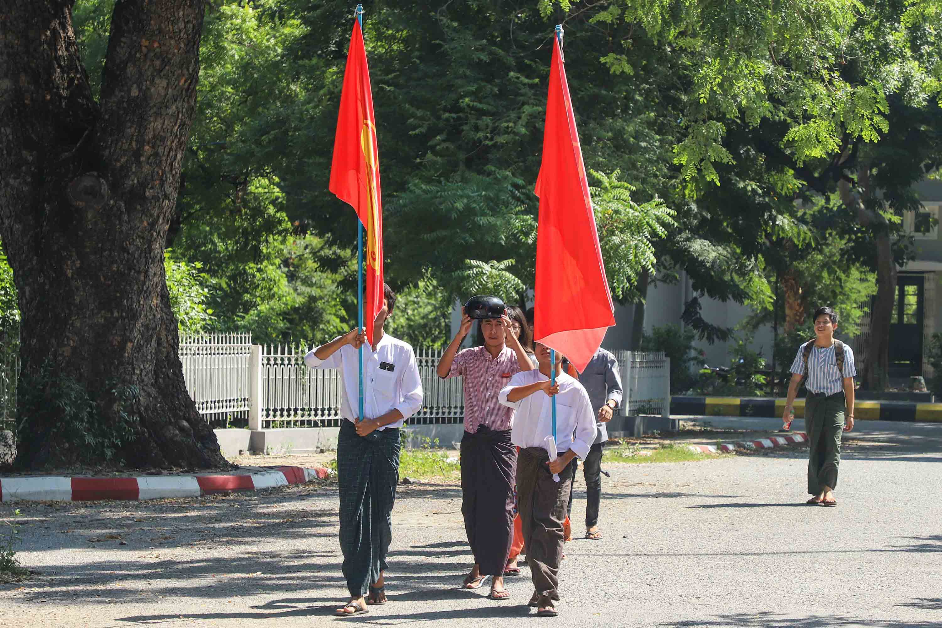 မန္တလေးတက္ကသိုလ် စားသောက်ဆိုင်ကိစ္စ စုံစမ်းစစ်ဆေးမှုရလဒ် ထုတ်ပြန်ပေးရန် တောင်းဆို