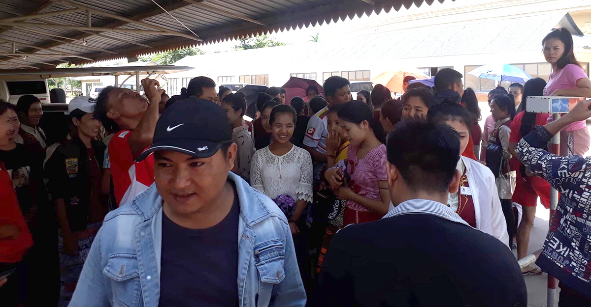 ရွှေတြိဂံ ကာစီနိုရုံမှ မြန်မာနှင့်လာအို အလုပ်သမား ၃၀၀‌ ကျော် လစာတိုးမြှင့်ပေးရေး တောင်းဆို