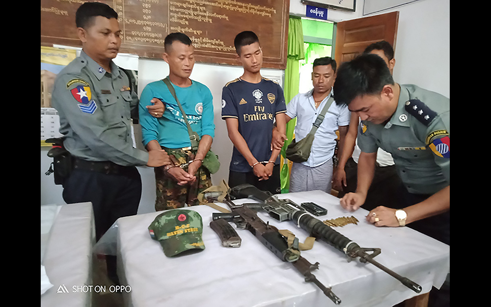 ပေါင်မြို့နယ် ကျွဲခြံရွာအတွင်း သေနတ်ပစ်ဖောက်ခဲ့သည့် နယ်ခြားစောင့်တပ်ဖွဲ့ဝင် ၂ ဦးကို ဖမ်းဆီး